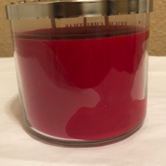 NWT Bath & Body Works Bright Christmas Morning 3 wick candle. Beautiful Lid. - Picture 7 of 8